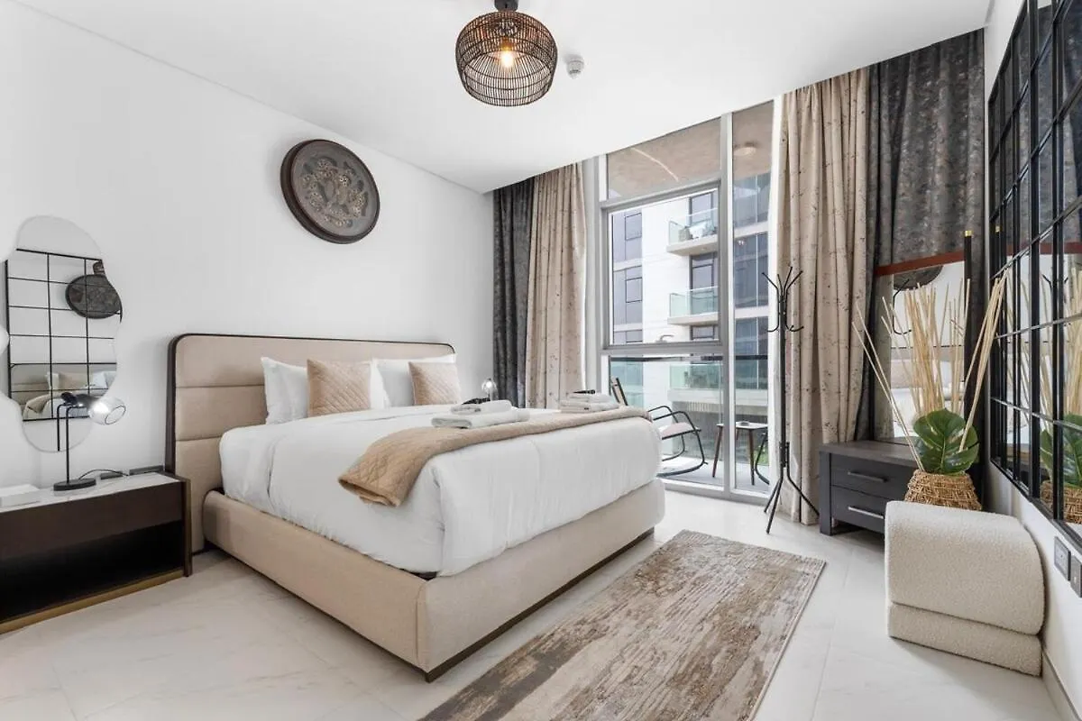 아파트 Luxurious 1 Bedroom In District One Beach Access 두바이